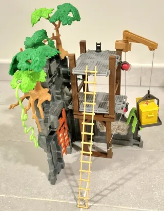 Playmobil jungla con dinosaurio y figuras