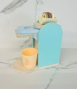 Cafetera y Tostador de Juguete de Madera