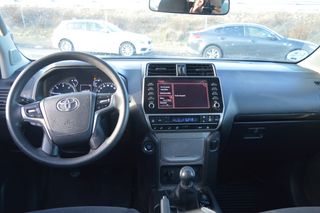 TOYOTA Land Cruiser D-4D GX