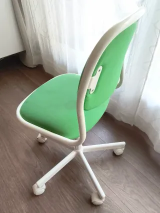 Silla escritorio infantil Ikea