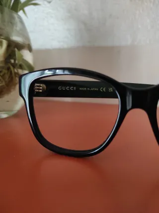 Montatura Gucci senza lenti