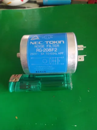 Filtro de Ruido NEC/TOKIN RG-208F2