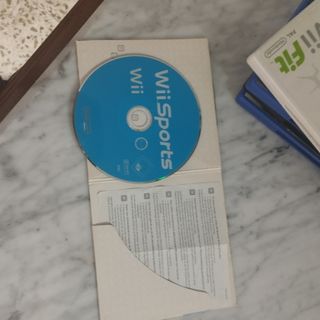 Lote Videojuegos PS2, Wii Fit, Wii Sports