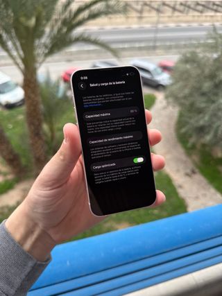 iPhone 13 Mini - 88% Batería