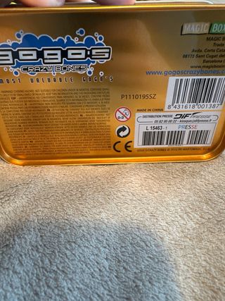 Caja Figuras Gogo's Crazy Bones Colección