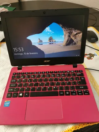 Portátil Acer E3-112 Rosa