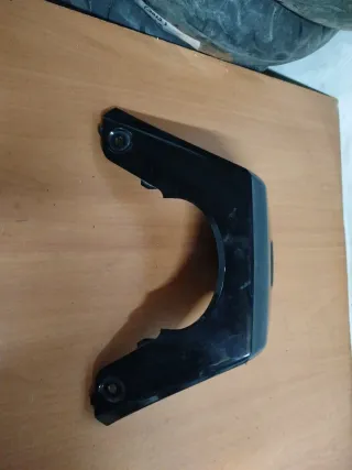 Embellecedor Carenado Trasero Piaggio Carnaby 2012