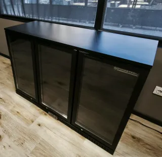 Bar Trasero Refrigerado Skinplate L328.