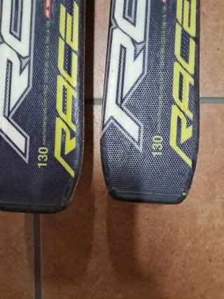 Esquís Fischer Race con bastones. 130.