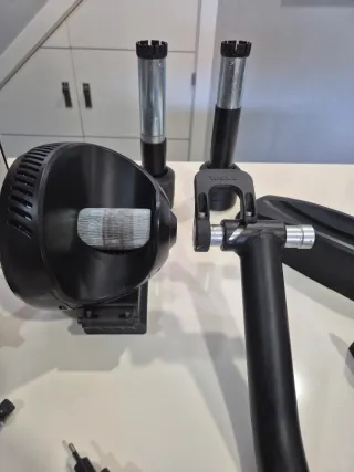 Rodillo Bkool Pro Trainer + Simulator