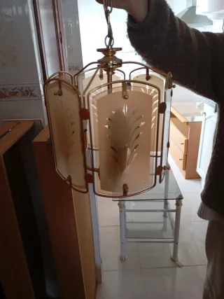 Lámpara de salón de cristal y metal