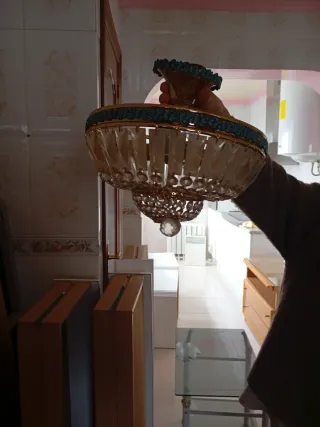 Lámpara de salón de cristal y metal