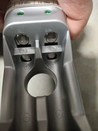 Cargador pilas baterias