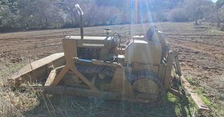 Pala cargadora John Deere 65 cv.