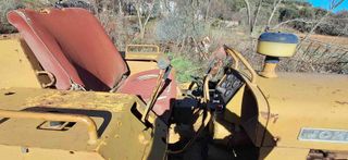 Pala cargadora John Deere 65 cv.