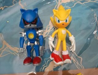 Personaggi Sonic: Knuckles, Tails, Amy, Metal Soni