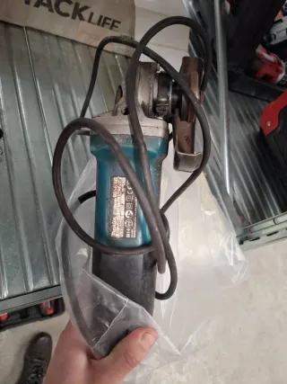 Radial Makita