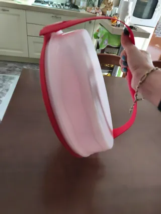 Portatorta Tupperware rosso e bianco