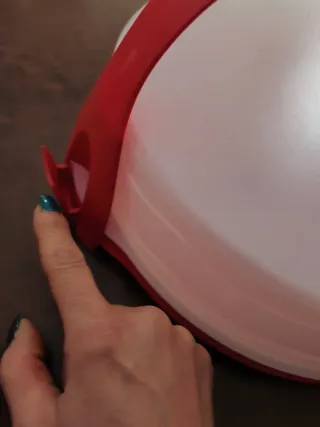 Portatorta Tupperware rosso e bianco