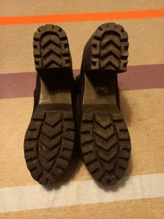 Botines tacón alto negros