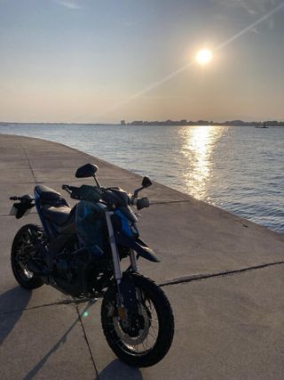 Zontes U1 2022 Negra/Azul 125cc