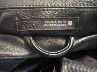 Chaqueta efecto piel negra para hombre