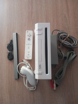 Nintendo Wii Blanca Completa + 15 Juegos