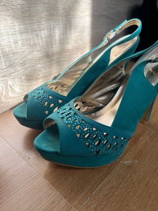 Zapatos de tacón verde azulado talla 39