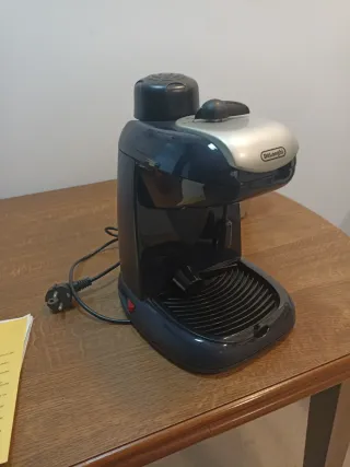 Cafetera Express Delonghi