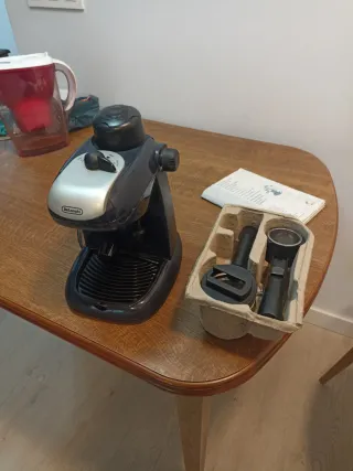 Cafetera Express Delonghi