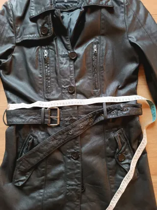 Abrigo de piel Pepe Jeans negro