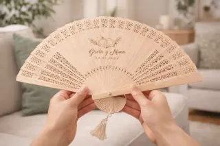 Abanico de madera personalizado