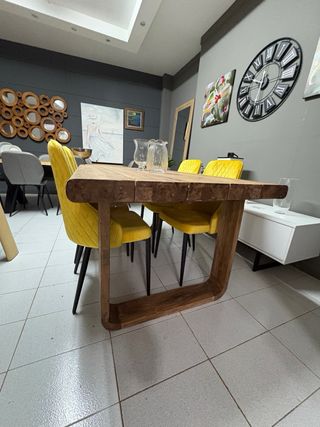 Mesa de comedor Mirota con 4 sillas