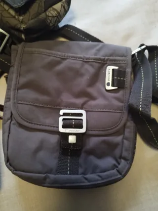 Lote mochilas cuero y bolsos