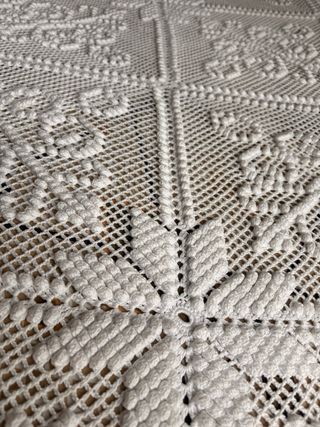 Lit ancien en fer. cama antigua de hierro lacada