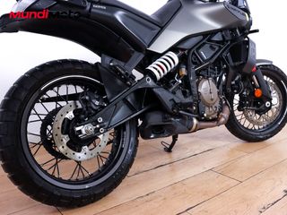 HUSQVARNA SVARTPILEN 125 ABS