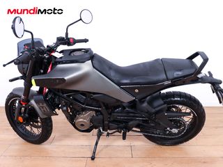 HUSQVARNA SVARTPILEN 125 ABS