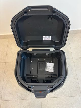 Top Case BMW R1300RS Negro tormenta metalizado.