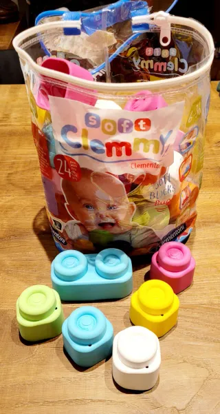 Sedia in plastica+soft block Clementoni