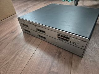 Centralita y telefonos varios con uso