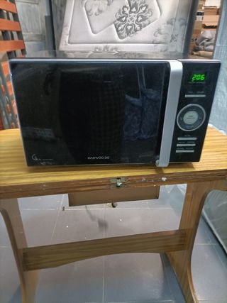 Horno Microondas Daewoo Negro
