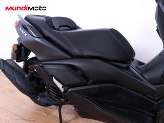 YAMAHA X-MAX 125