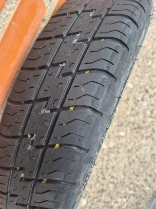 Rueda de repuesto tipo galleta Hankook R16