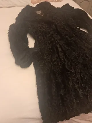 Precioso y elegante abrigo astracan. T42