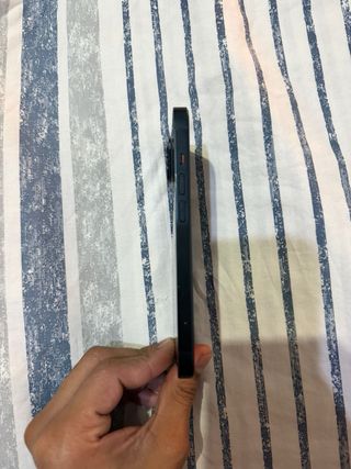 iPhone 14 Negro/Azul Marino