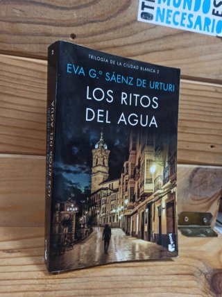 Eva G. Sáenz de Urturi