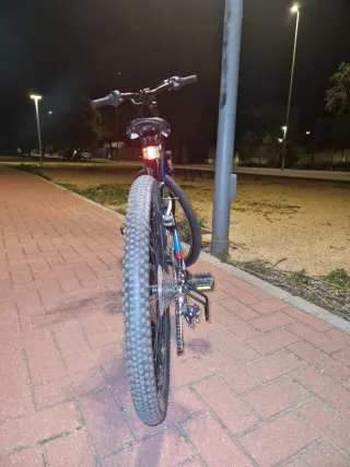 Bicicleta de montaña infantil
