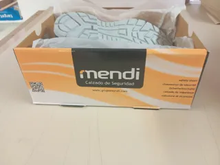 Zapatos de seguridad Mendi negros y verdes