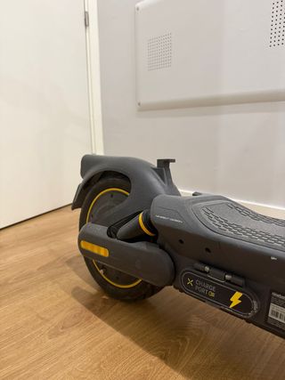 Patinete Segway Ninebot Max G2 E