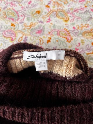 Jersey crop cuello alto rayas Subdued